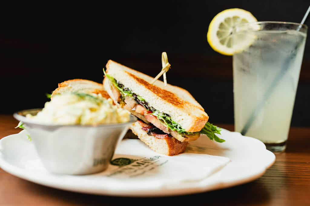 BLT with lemonade