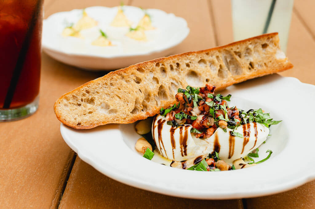 patio-deck-01 Cuisine at Dawn Manor